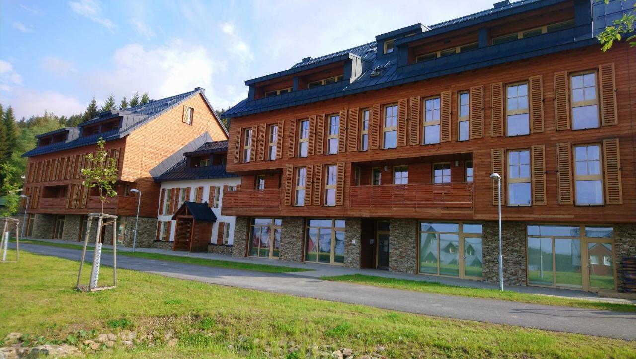 Apartman Horni Misecky - Luxusni Ubytovani Pro Dve Rodiny S Detmi Экстерьер фото
